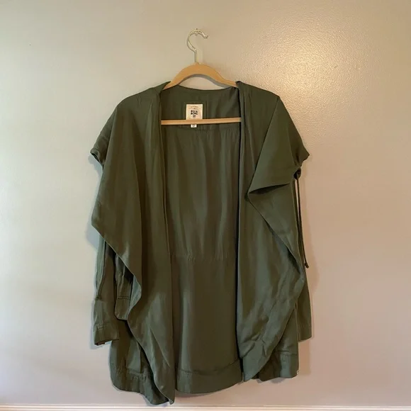 Billabong - Picture 2 of 8